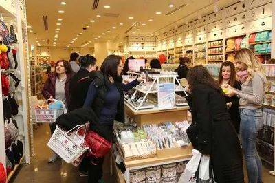 日用百貨平價(jià)品牌崛起 誰(shuí)將成為消費(fèi)者的省錢利器？