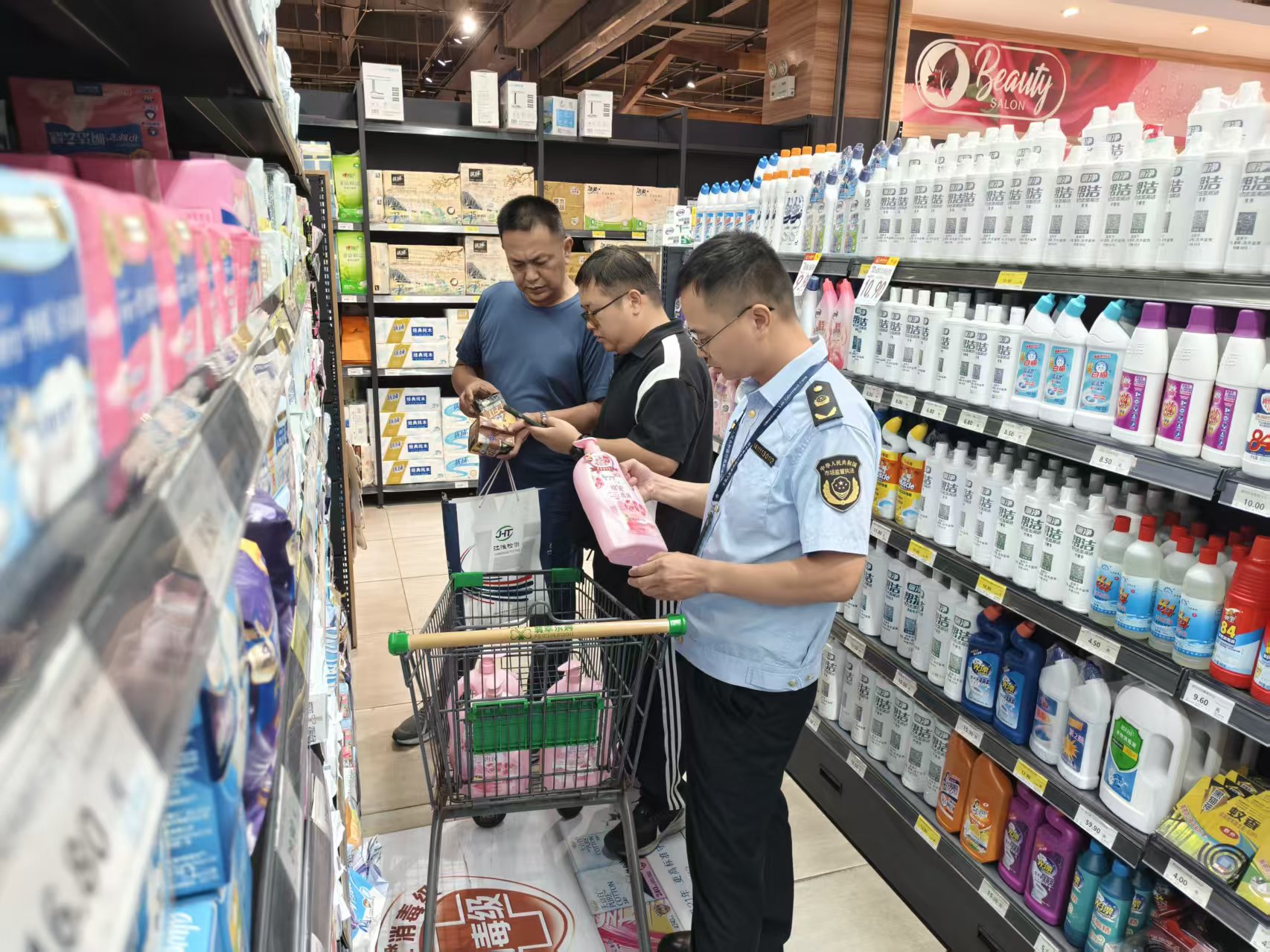 廣昌縣市場監(jiān)督管理局扎實(shí)開展日用品、眼鏡、校服產(chǎn)品質(zhì)量專項(xiàng)監(jiān)督抽檢工作